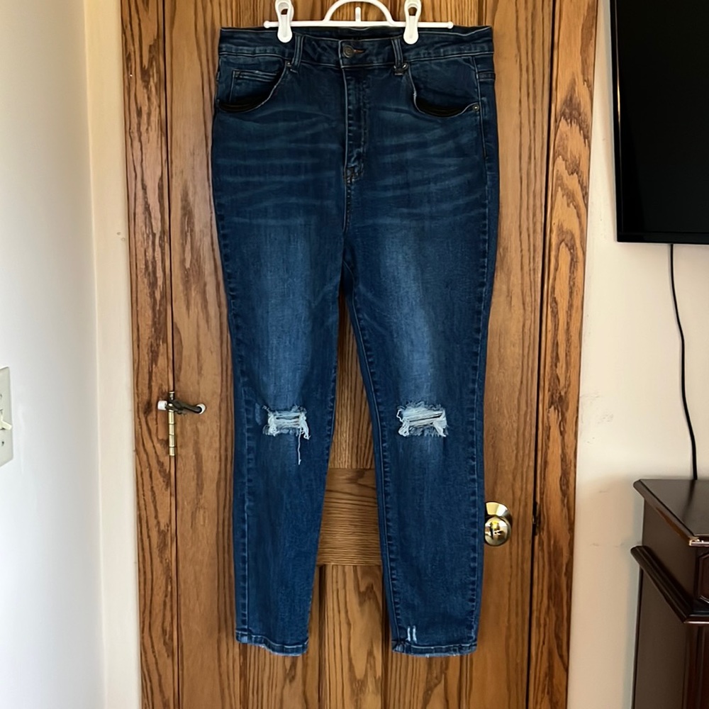 Risen Skinny Jeans